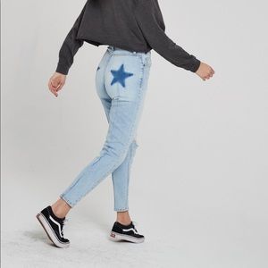 Revive Star Jeans
